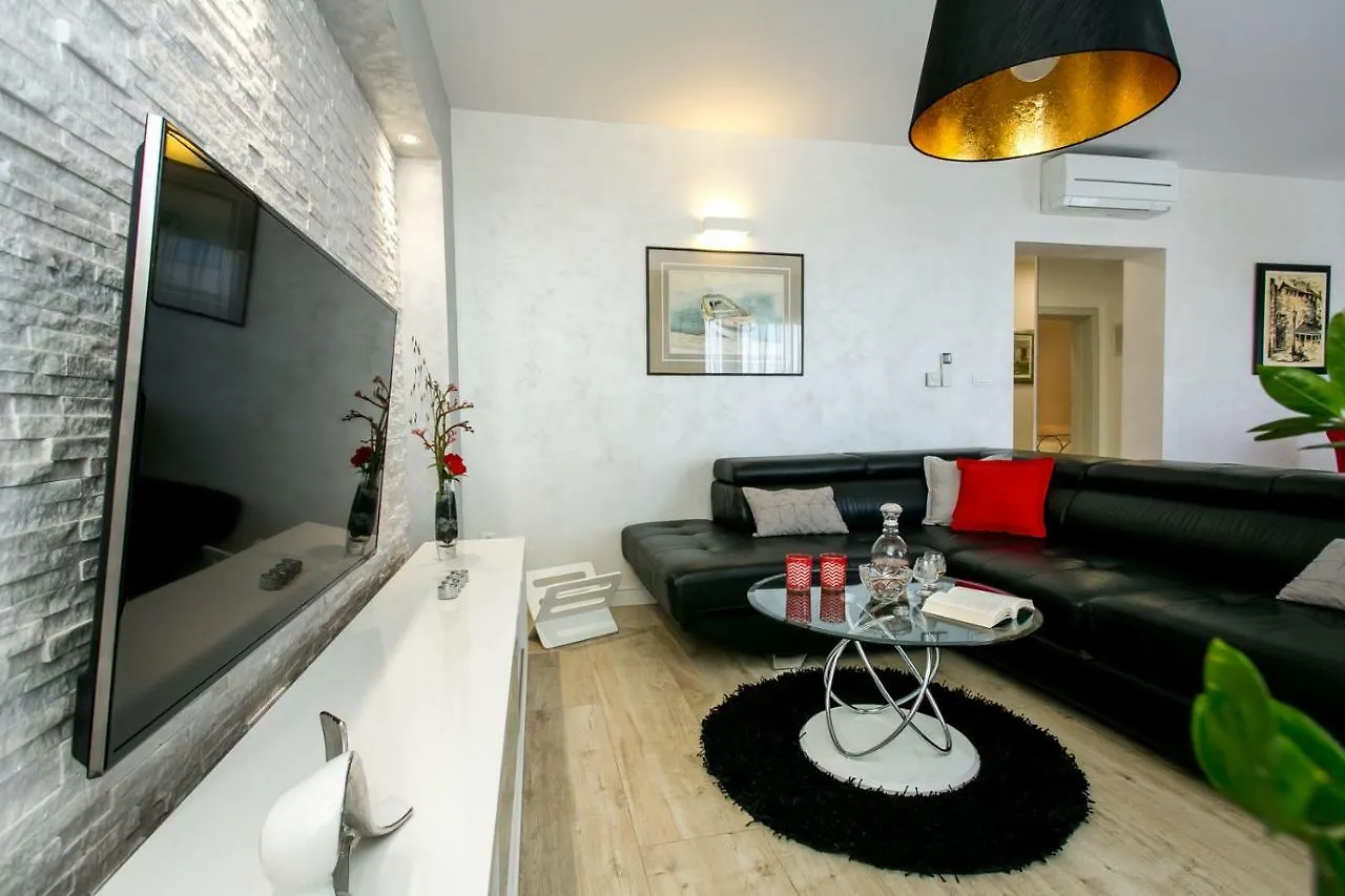 Apartments And Studio Giovanni 2 Trogir