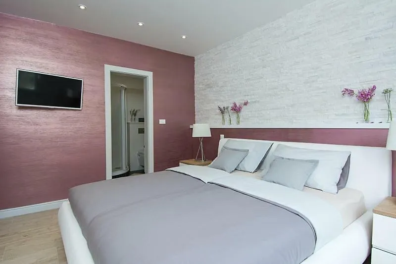 Apartments And Studio Giovanni 2 Trogir